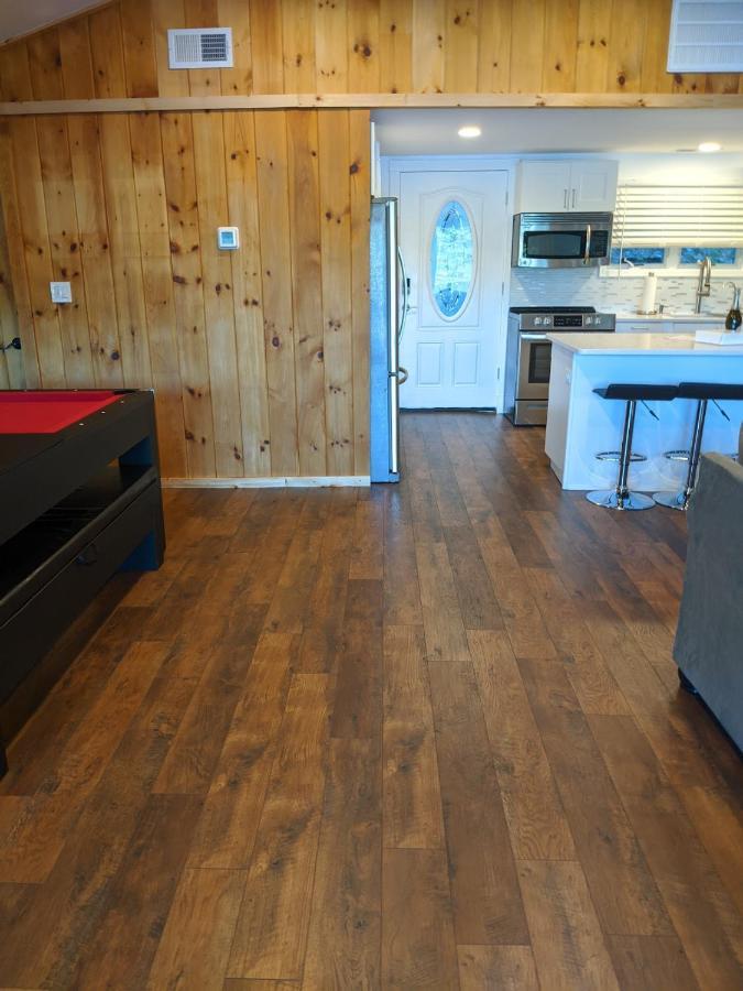 فيلا Panoramic Water Views , Cozy House In Henniker ,Nh المظهر الخارجي الصورة