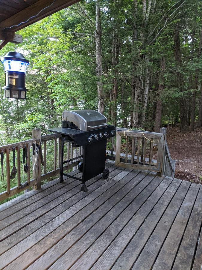 فيلا Panoramic Water Views , Cozy House In Henniker ,Nh المظهر الخارجي الصورة