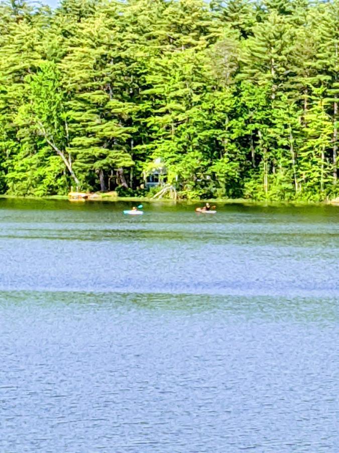 فيلا Panoramic Water Views , Cozy House In Henniker ,Nh المظهر الخارجي الصورة